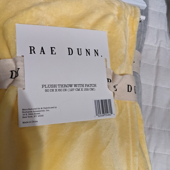 Rae dunn throw - Picture 2 of 3